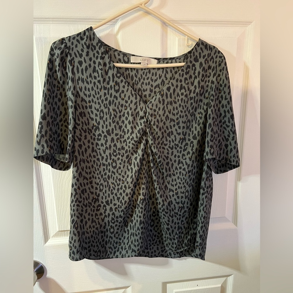 Loft dress top